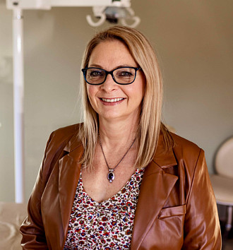 meet dr jacqueline palaisa